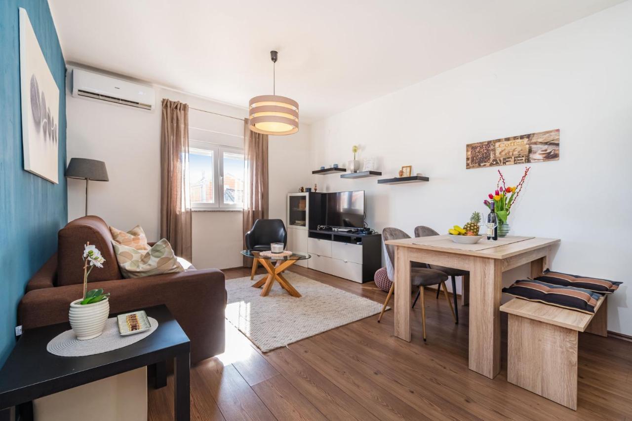 Apartment Karla 扎达尔 外观 照片