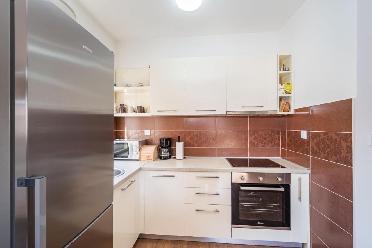 Apartment Karla 扎达尔 外观 照片