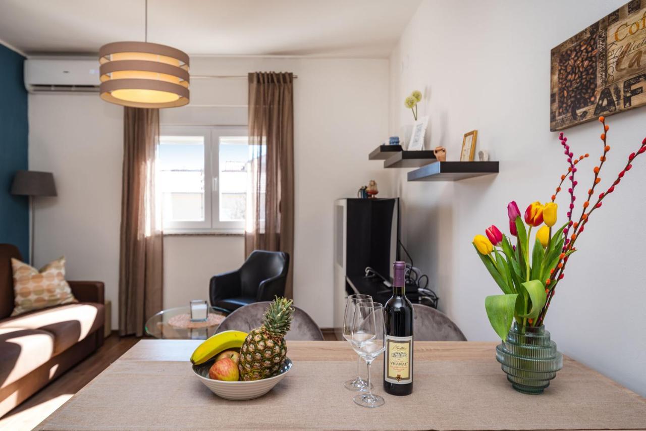 Apartment Karla 扎达尔 外观 照片